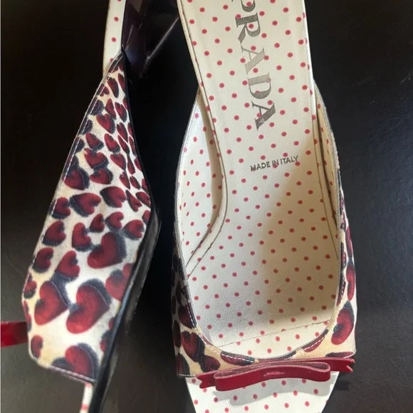 Vintage Prada Women's Red and Brown heart Print Shoes - Picture 2 of 5